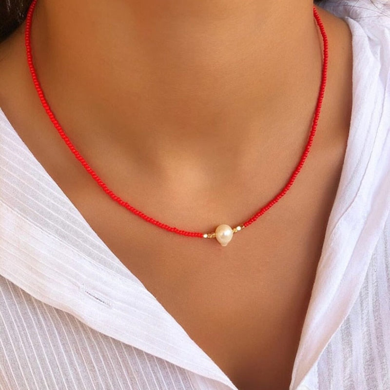 FRESHWATER PEARL NECKLACE (4 COLOR OPTIONS)