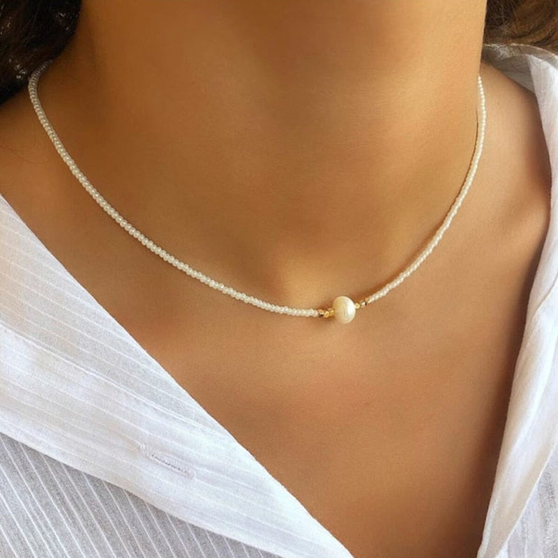 FRESHWATER PEARL NECKLACE (4 COLOR OPTIONS)
