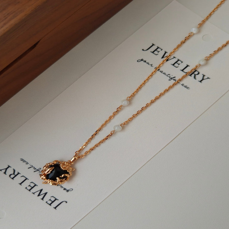DOREA Black Onyx Necklace