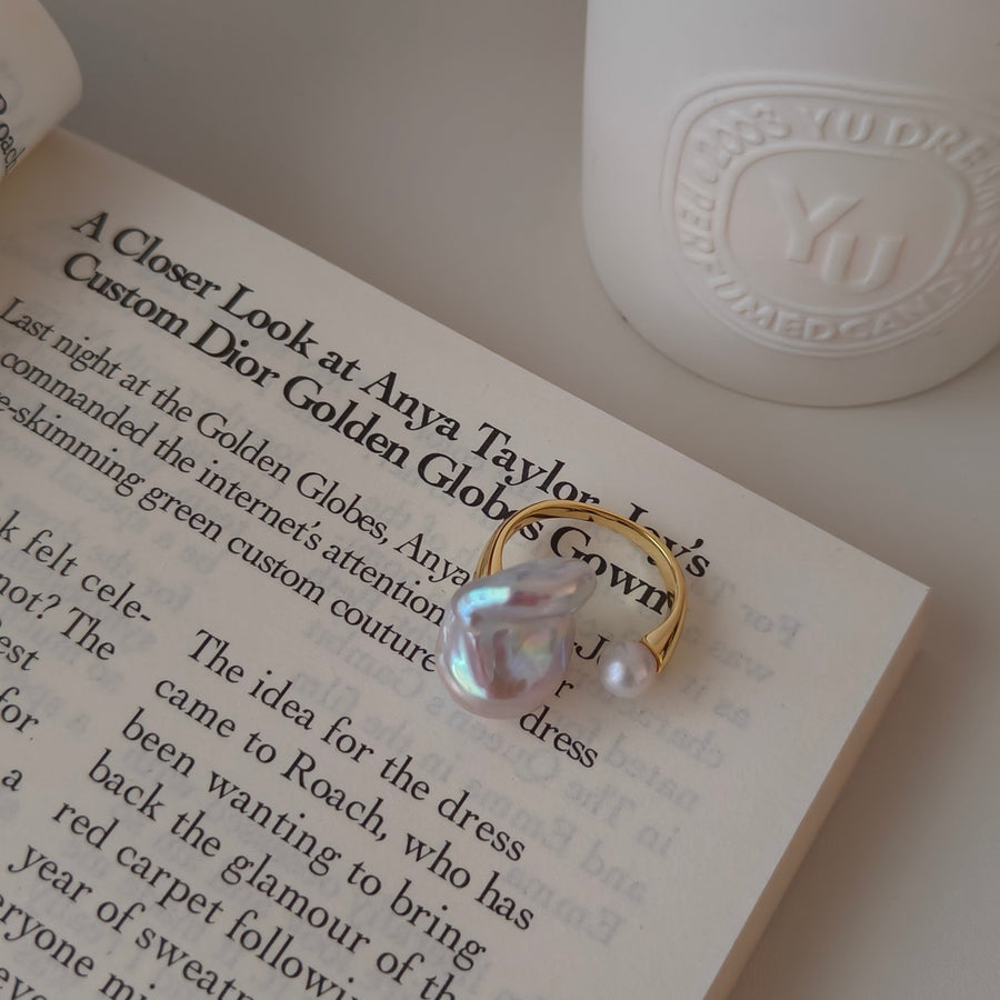DOREA Baroque Pearl Ring